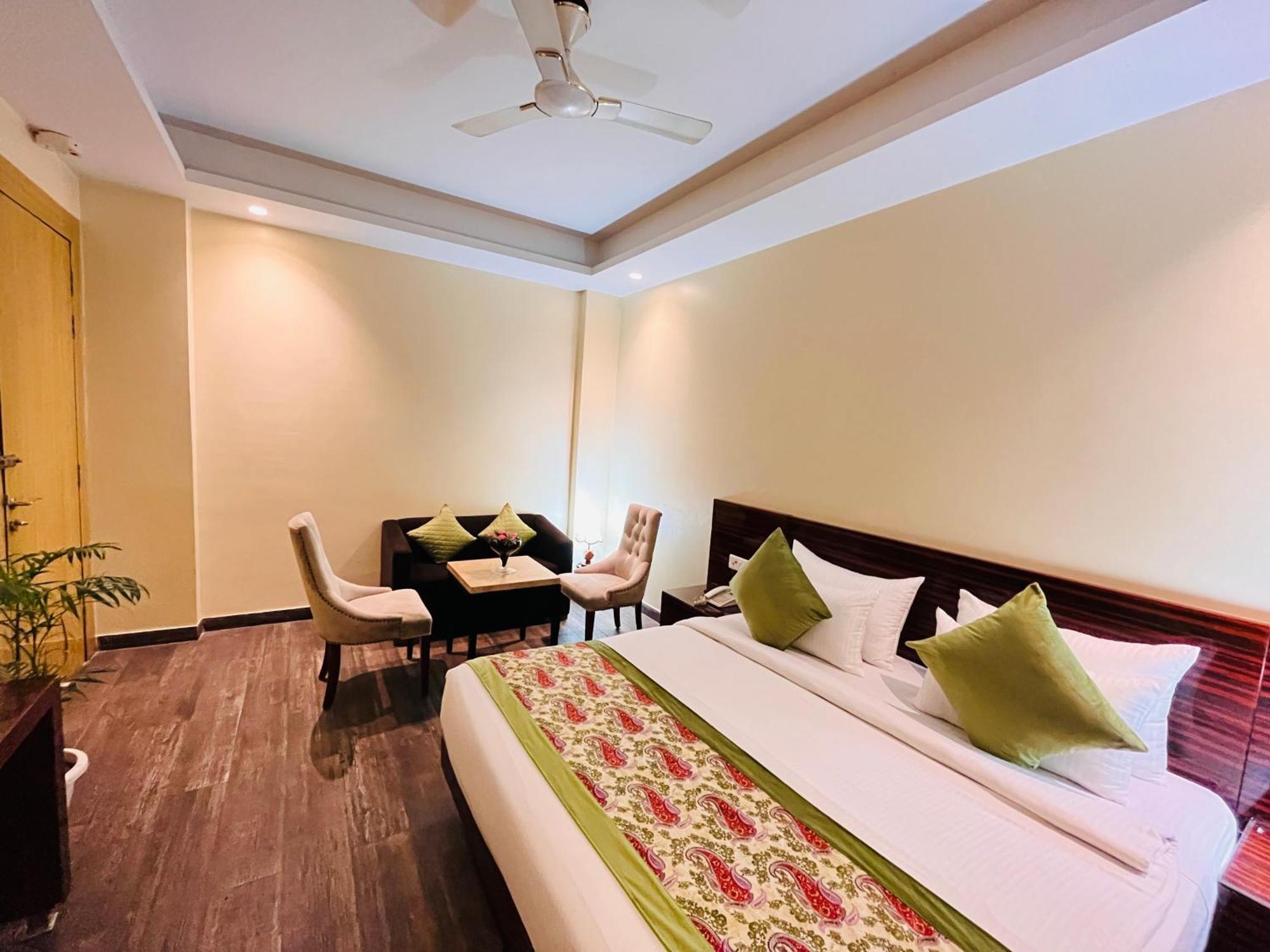 Ganga Ashoka Hotel Rishikesh Bagian luar foto