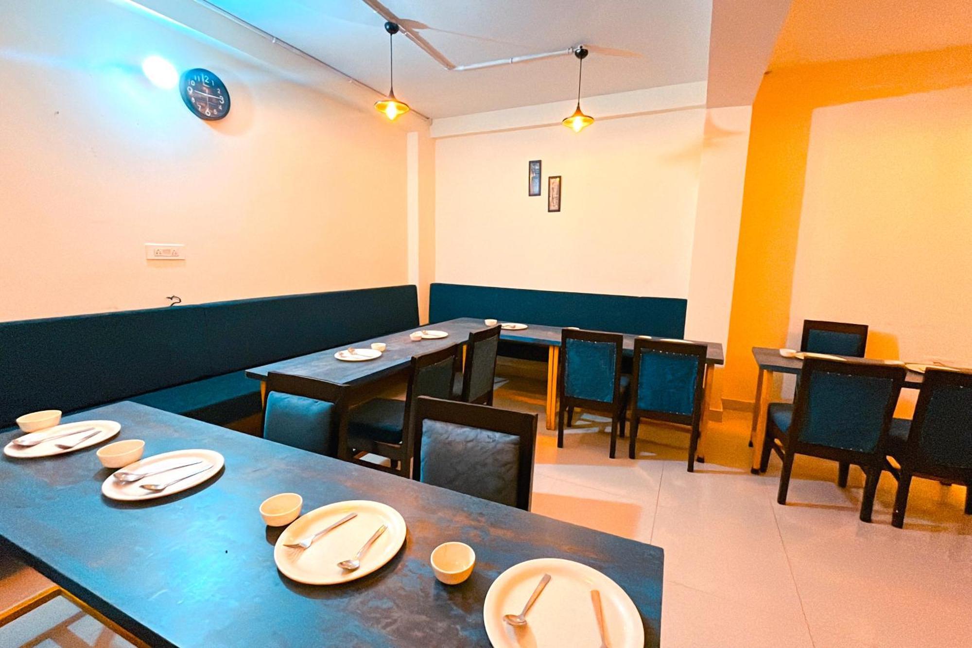 Ganga Ashoka Hotel Rishikesh Bagian luar foto