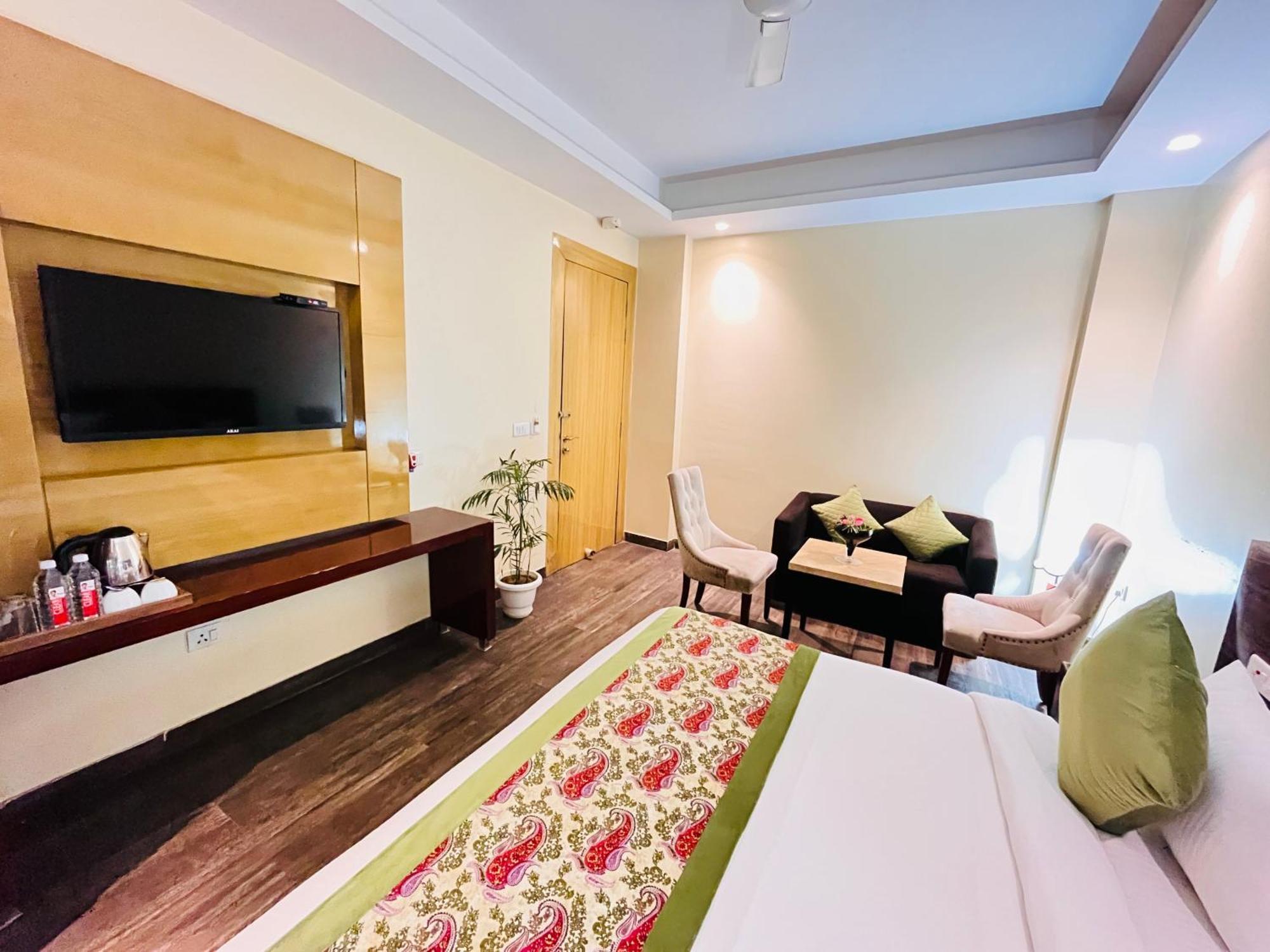 Ganga Ashoka Hotel Rishikesh Bagian luar foto