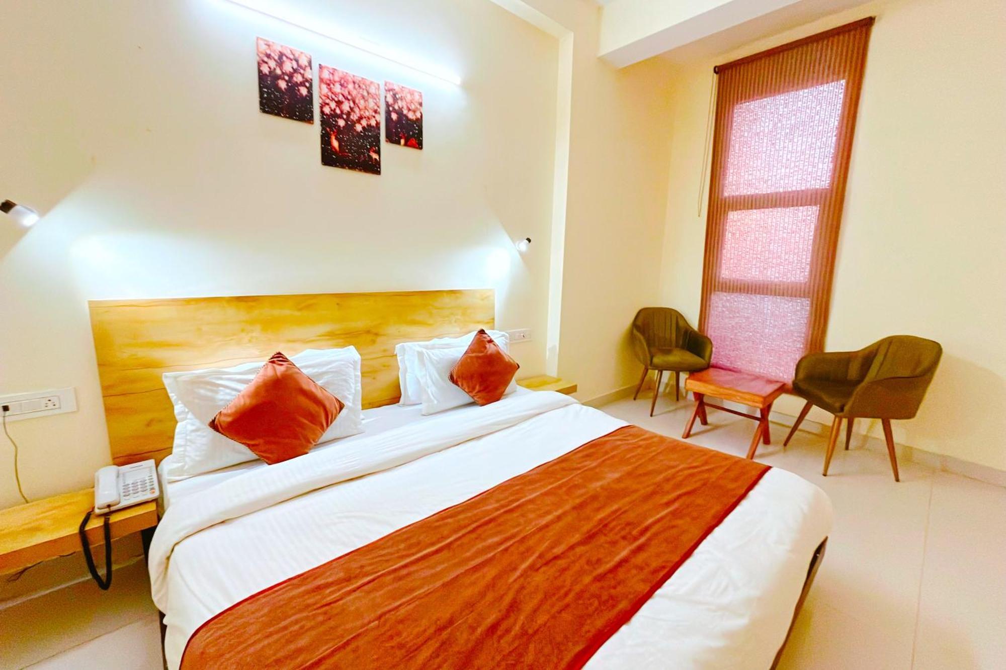 Ganga Ashoka Hotel Rishikesh Bagian luar foto