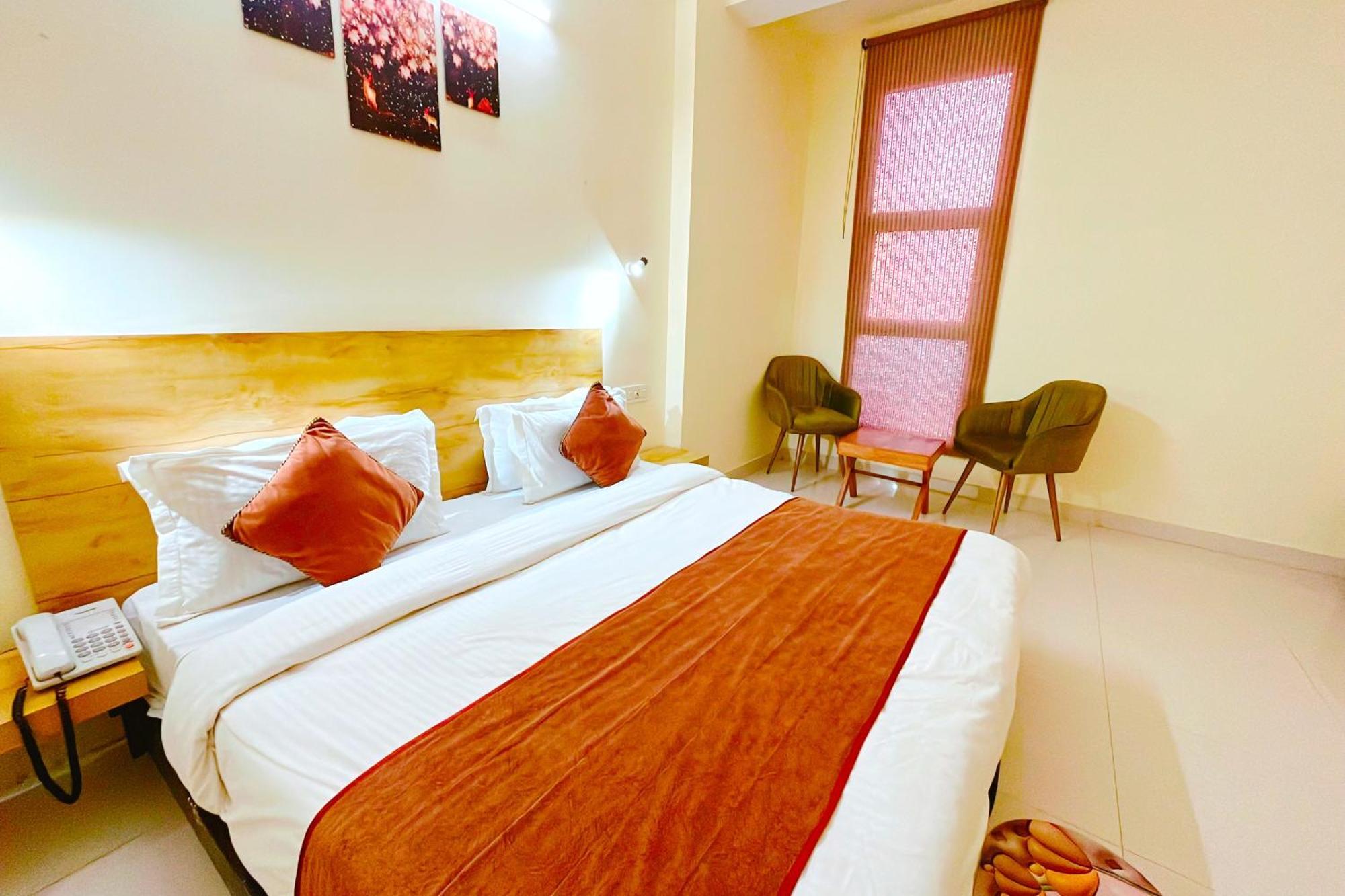 Ganga Ashoka Hotel Rishikesh Bagian luar foto