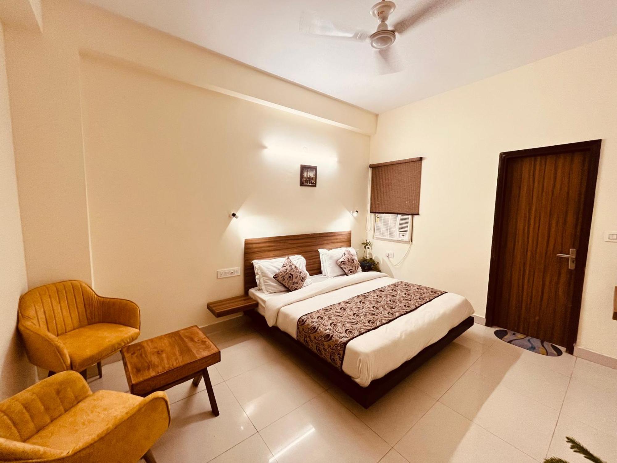 Ganga Ashoka Hotel Rishikesh Bagian luar foto
