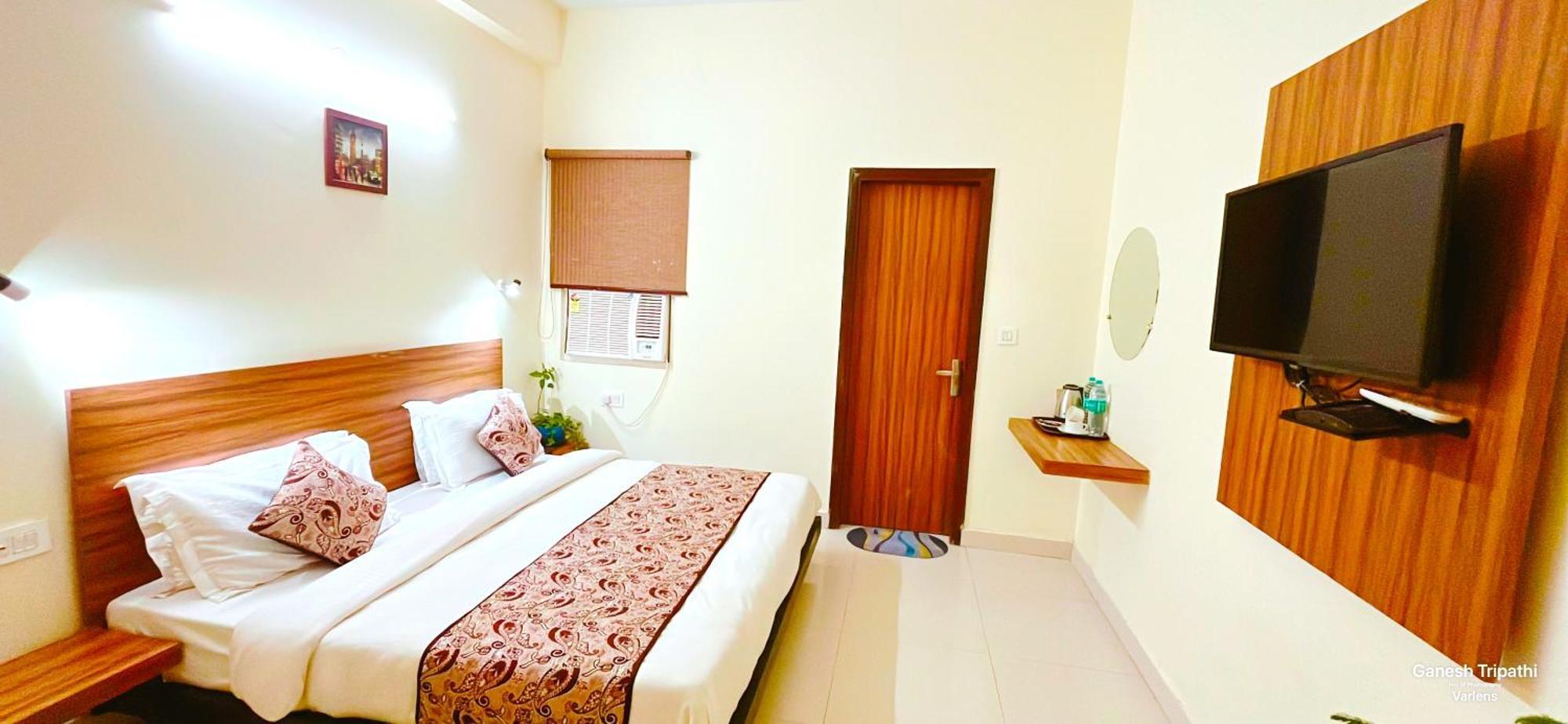 Ganga Ashoka Hotel Rishikesh Bagian luar foto